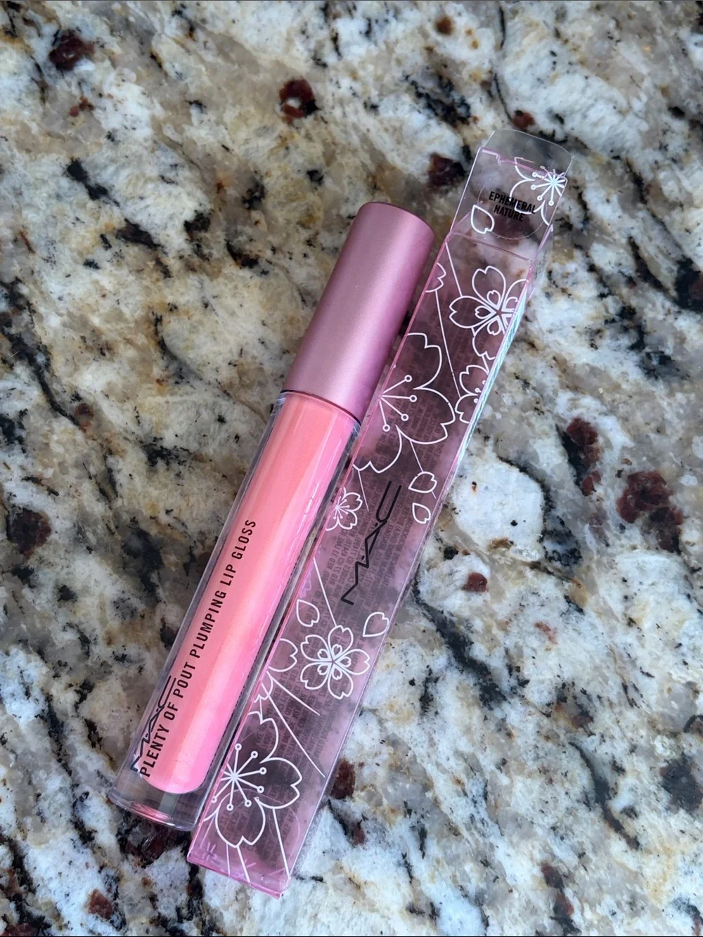 ⚡️🖤MAC Cosmetics Ephemeral Nature Plumping Pout Lip Gloss